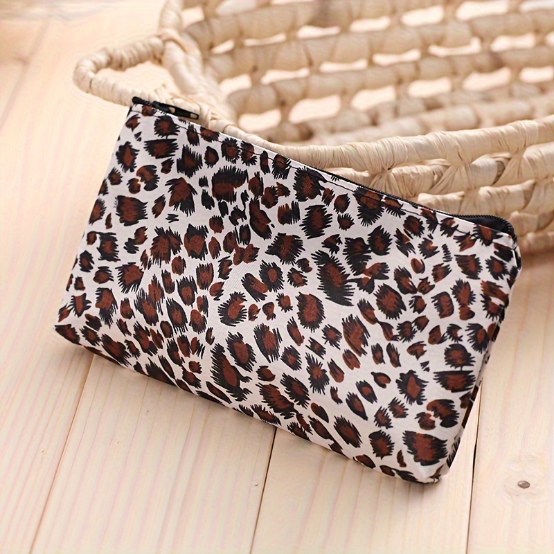 Leopard Print Makeup Bag with  - огляд і ціна Skincare D'Alba